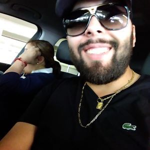 Meet your Posher, Victor